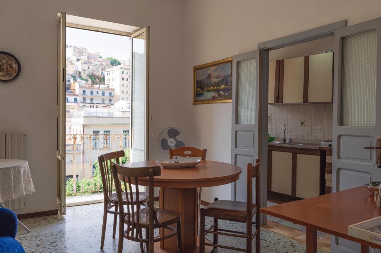 Casa Bellizzi Apartment Modica Bagian luar foto